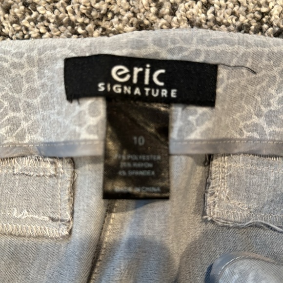 Barely worn - Ankle Pants similar to leopard print - 27” inseam - Picture 5 of 5